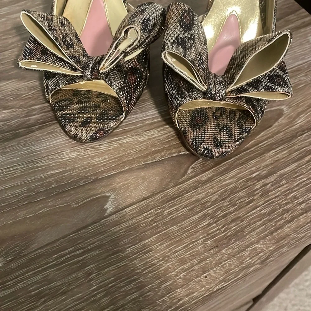 Paris Hilton Heels Size 8M Animal Print Metallic Shimmer - Picture 7 of 11